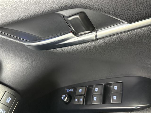 カムリ WS 純正8インチディスプレイオーディオ バックカメラ フルセグTV トヨタセーフティセンス クルーズコントロール ブラインドスポットモニター 衝突被害軽減システム 横滑り防止装置 ドライブレコーダー(14枚目)