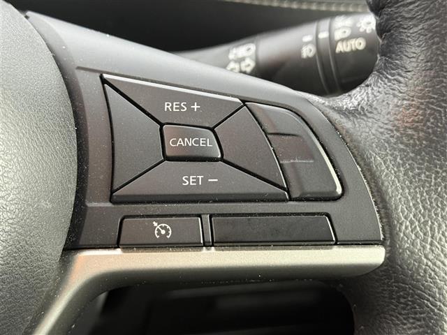 セレナ ｅ－パワー　ハイウェイスターＶ　両側パワースライドドア　純正９型ナビ　ＴＶ　Ｂｌｕｅｔｏｏｔｈ　全方位カメラ　シートヒーター　ＥＴＣ　ステアリングヒーター　冬タイヤ付き　エンジンスターター　衝突軽減ブレーキ　スペアキー　自動駐車（6枚目）