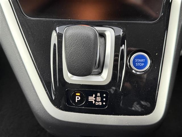 セレナ ｅ－パワー　ハイウェイスターＶ　両側パワースライドドア　純正９型ナビ　ＴＶ　Ｂｌｕｅｔｏｏｔｈ　全方位カメラ　シートヒーター　ＥＴＣ　ステアリングヒーター　冬タイヤ付き　エンジンスターター　衝突軽減ブレーキ　スペアキー　自動駐車（16枚目）