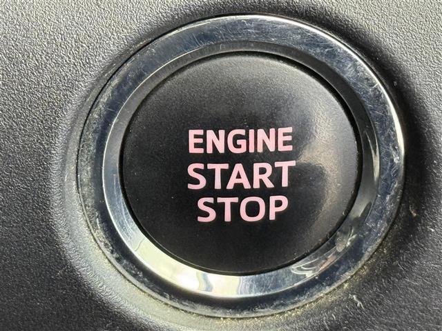 ヴォクシー ＺＳ　煌ＩＩＩ　純正１０インチナビ　純正１２インチフリップダウンモニター　バックカメラ　ワンセグＴＶ　トヨタセーフティセンス　クルーズコントロール　衝突被害軽減システム　横滑り防止装置　コーナーセンサー　ＥＴＣ（9枚目）