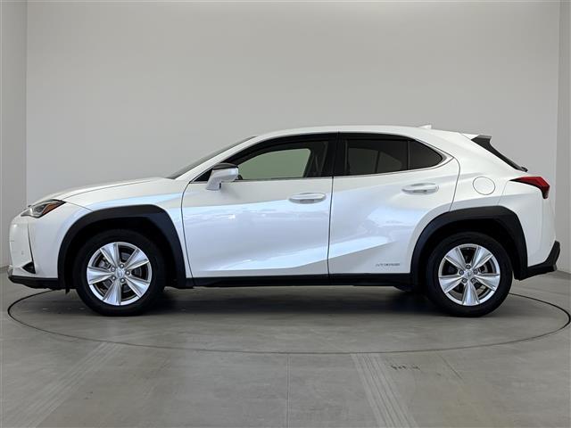 ＵＸ ＵＸ２５０ｈ　バージョンＣ　純正１２．３インチンナビ　アラウンドビューモニター　フルセグＴＶ　レクサスセーフティシステム　クルーズコントロール　衝突被害軽減システム　ブラインドスポットモニター　横滑り防止装置　ドライブレコーダー（38枚目）