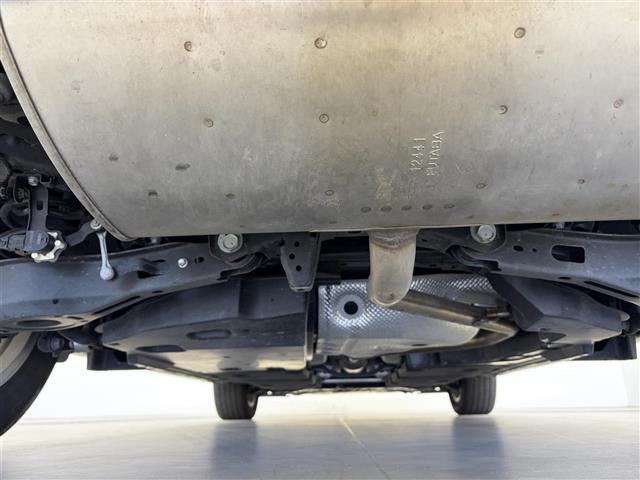 ＵＸ ＵＸ２５０ｈ　バージョンＣ　純正１２．３インチンナビ　アラウンドビューモニター　フルセグＴＶ　レクサスセーフティシステム　クルーズコントロール　衝突被害軽減システム　ブラインドスポットモニター　横滑り防止装置　ドライブレコーダー（41枚目）