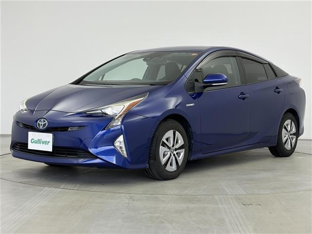 プリウス Ａ　９型純正ナビ　Ｂカメラ　ＢＳＭ　ＨＵＤ　衝突軽減　追従式クルコン　革巻ステアリング　ＥＴＣ２．０　純正ドライブレコーダー　純正アルミホイール　パーキングアシスト　ドアバイザー　スマートキー　Ｐスタート（37枚目）