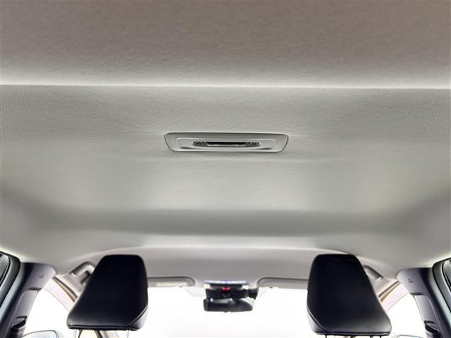 プリウス Ｚ　１２．３型純正ナビ　全方位カメラ　追従型クルコン　ＥＴＣ２．０　パワーシート　シートヒーター　ステアリングヒーター　合皮黒シート　衝突軽減　ワイヤレス充電　電動格納ミラー　電動リアゲート　オートライト（27枚目）