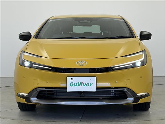 プリウス Ｚ　１２．３型純正ナビ　全方位カメラ　追従型クルコン　ＥＴＣ２．０　パワーシート　シートヒーター　ステアリングヒーター　合皮黒シート　衝突軽減　ワイヤレス充電　電動格納ミラー　電動リアゲート　オートライト（30枚目）