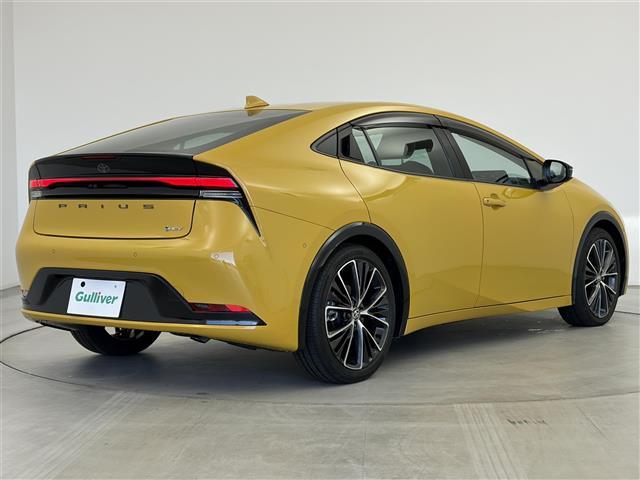 プリウス Ｚ　１２．３型純正ナビ　全方位カメラ　追従型クルコン　ＥＴＣ２．０　パワーシート　シートヒーター　ステアリングヒーター　合皮黒シート　衝突軽減　ワイヤレス充電　電動格納ミラー　電動リアゲート　オートライト（33枚目）