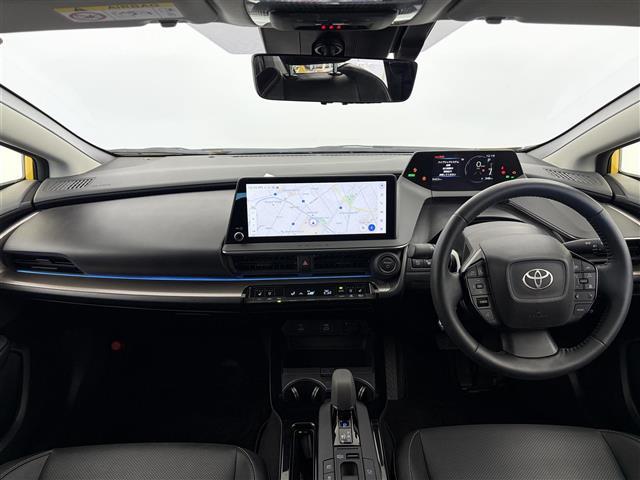 プリウス Ｚ　１２．３型純正ナビ　全方位カメラ　追従型クルコン　ＥＴＣ２．０　パワーシート　シートヒーター　ステアリングヒーター　合皮黒シート　衝突軽減　ワイヤレス充電　電動格納ミラー　電動リアゲート　オートライト（42枚目）