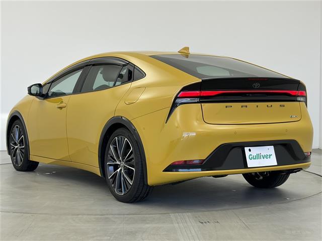 プリウス Ｚ　１２．３型純正ナビ　全方位カメラ　追従型クルコン　ＥＴＣ２．０　パワーシート　シートヒーター　ステアリングヒーター　合皮黒シート　衝突軽減　ワイヤレス充電　電動格納ミラー　電動リアゲート　オートライト（43枚目）