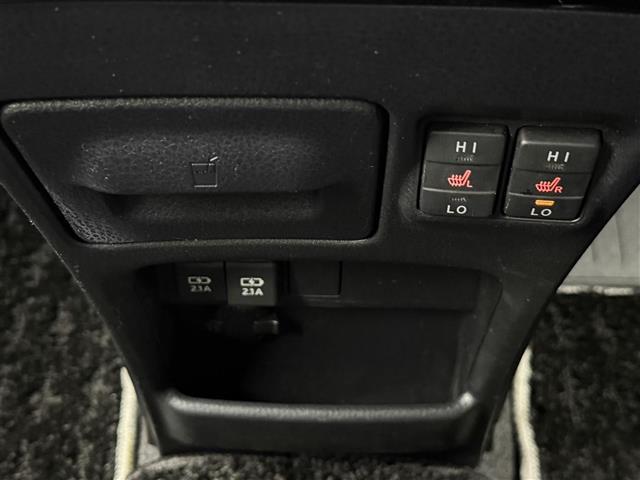 ノア ハイブリッドＳｉ　ダブルバイビーＩＩＩ　両側パワースライドドア　クルーズコントロール　ＡＬＰＩＮＥ９型ナビＣＤ／ＤＶＤ／Ｂｌｕｅｔｏｏｔｈ／フルセグ　ＡＬＰＩＮＥ１２インチフリップダウンモニター　バックカメラ　前後ドライブレコーダー　ＥＴＣ（14枚目）