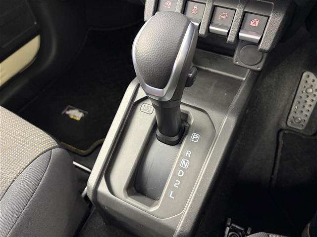 ジムニーノマド ＦＣ　ビルシュタインサスペンション　追従機能付クルーズコントロール　純正９型メモリナビＣＤ／ＤＶＤ／Ｂｌｕｅｔｏｏｔｈ／フルセグ　バックカメラ　ＥＴＣ２．０　シートヒーター　ＬＥＤヘッドライト　ＬＥＤフォグ（12枚目）