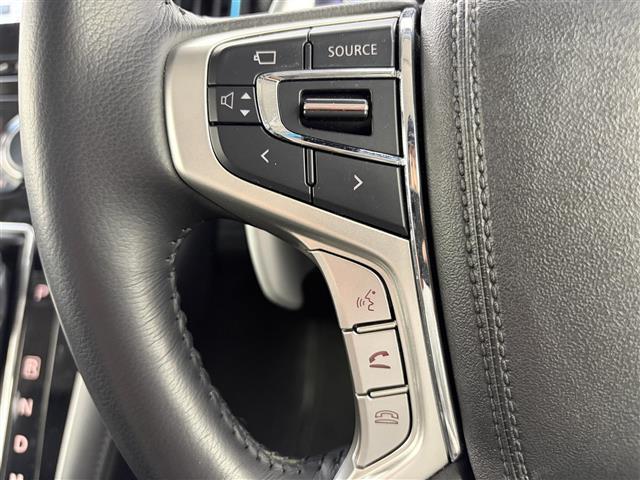 デリカＤ：５ Ｐ　追従機能付クルーズコントロール　両側パワースライドドア　フリップダウンモニター　１０インチ純正ナビ　アラウンドビューモニター　ドライブレコーダー　ＥＴＣ　ＡＣ１００Ｖコンセント　シートヒーター　ＬＥＤ（6枚目）