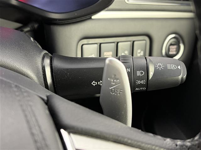 デリカＤ：５ Ｐ　追従機能付クルーズコントロール　両側パワースライドドア　フリップダウンモニター　１０インチ純正ナビ　アラウンドビューモニター　ドライブレコーダー　ＥＴＣ　ＡＣ１００Ｖコンセント　シートヒーター　ＬＥＤ（9枚目）