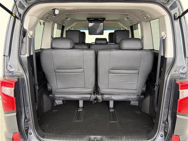 デリカＤ：５ Ｐ　追従機能付クルーズコントロール　両側パワースライドドア　フリップダウンモニター　１０インチ純正ナビ　アラウンドビューモニター　ドライブレコーダー　ＥＴＣ　ＡＣ１００Ｖコンセント　シートヒーター　ＬＥＤ（28枚目）