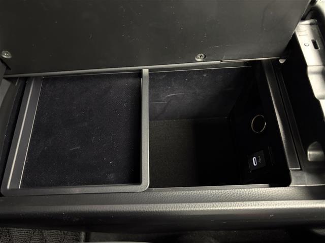 クラウンスポーツ Z パノラマルーフ 純正12.3インチディスプレイオーディオ 追従機能付クルーズコントロールBluetooth/フルセグTV アラウンドビューモニター 前後ドライブレコーダー ETC2.0 シートヒーター(17枚目)