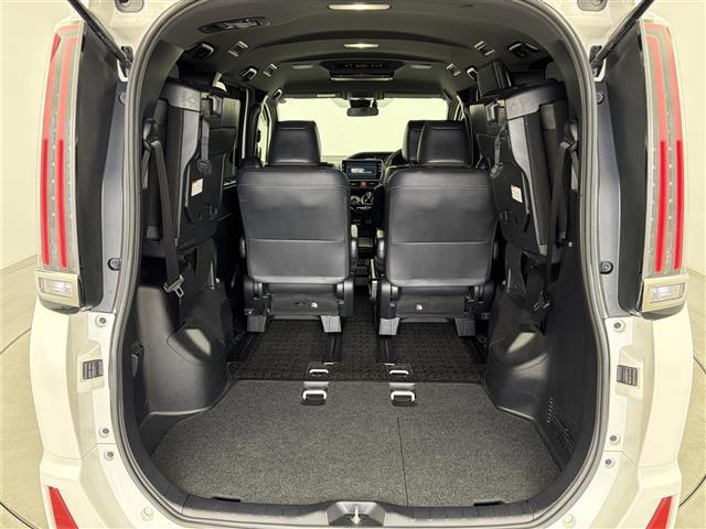 ノア ハイブリッドＳｉ　ダブルバイビー　モデリスタエアロ　両側パワースライドドア　クルーズコントロール　純正８インチナビＣＤ／ＤＶＤ／Ｂｌｕｅｔｏｏｔｈ／フルセグ　純正１２インチフリップダウンモニター　バックカメラ　ＥＴＣ　オートハイビーム（29枚目）