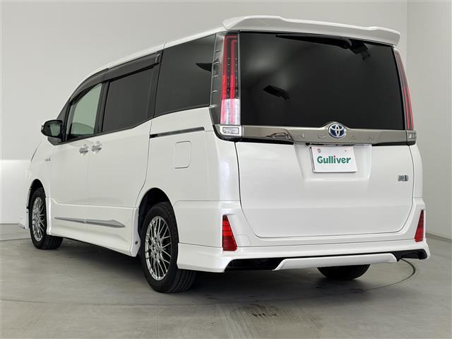 ノア ハイブリッドＳｉ　ダブルバイビー　モデリスタエアロ　両側パワースライドドア　クルーズコントロール　純正８インチナビＣＤ／ＤＶＤ／Ｂｌｕｅｔｏｏｔｈ／フルセグ　純正１２インチフリップダウンモニター　バックカメラ　ＥＴＣ　オートハイビーム（43枚目）