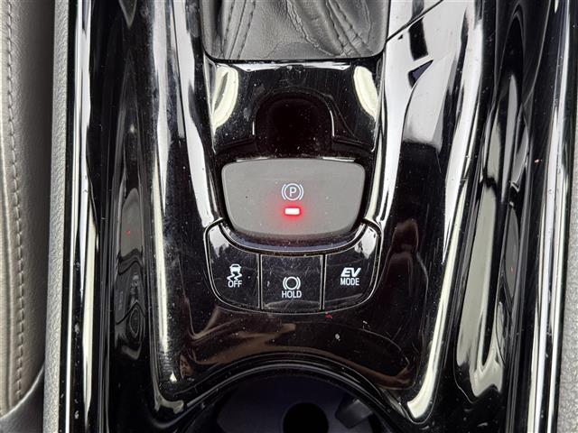 Ｃ－ＨＲ Ｇ　レーダークルーズコントロール　前後ドライブレコーダー　純正８型ディスプレイオーディオ　全方位モニター　ＥＴＣ　自動防眩ミラー　エンジンスターター　電動パーキング　純正１８型ＡＷ　フロントフォグランプ（14枚目）