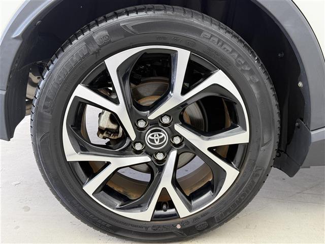 Ｃ－ＨＲ Ｇ　レーダークルーズコントロール　前後ドライブレコーダー　純正８型ディスプレイオーディオ　全方位モニター　ＥＴＣ　自動防眩ミラー　エンジンスターター　電動パーキング　純正１８型ＡＷ　フロントフォグランプ（41枚目）