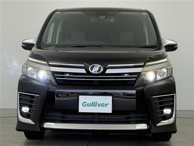 ヴォクシー ＺＳ　煌ＩＩ　ＡＬＰＩＮＥ１０インチナビ　ＡＬＰＩＮＥ１２インチフリップダウンモニター　バックカメラ　フルセグＴＶ　ＨＤＭＩ　トヨタセーフティセンス　衝突被害軽減システム　横滑り防止装置　両側パワースライドドア（27枚目）