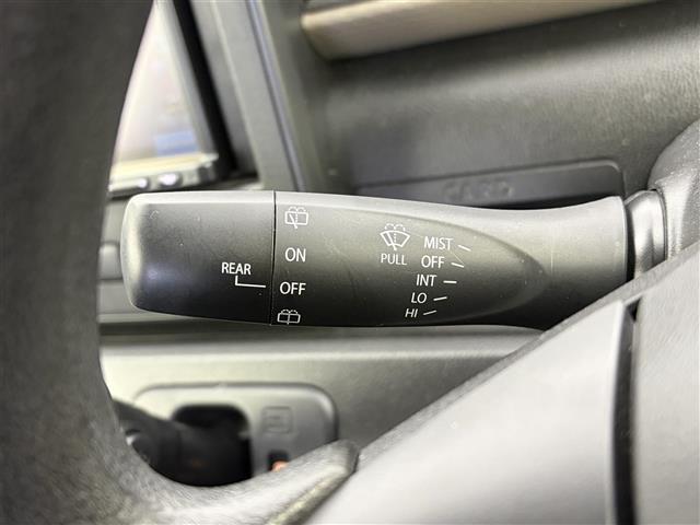 フレア ハイブリッドＸＧ　ディスプレイナビ　Ｂｌｕｅｔｏｏｔｈ　ＣＤ　パーキングソナー　ビルトインＥＴＣ　バックカメラ　安全装備　衝突軽減ブレーキ　横滑り防止装置　ＡＵＴＯライト　シートヒーター　純正フロアマット　ＡＡＣ　禁煙（6枚目）