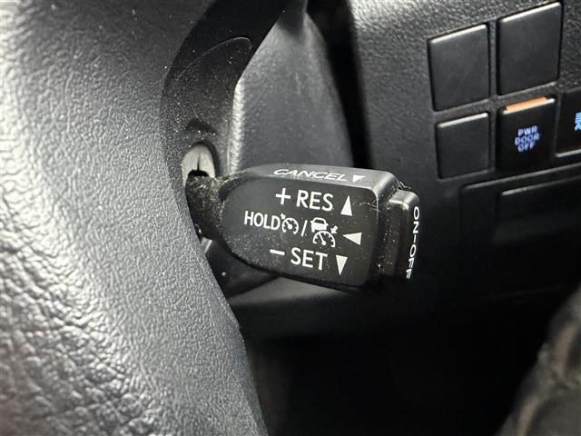 ���ŐV�i�r�i�t���Z�O�E�����Z�O�E�c�u�c�Đ��j�����ē��B�J���b�c�F���A�E�A���p�C���E�C�N���v�X�̃i�r���戵���Ă���o�b�N�J�����i�o�b�N���j�^�[�j��ȃ��j�^�[�i�t���b�v�_�E�����j�^�[�j�̎�t���\�ł��B