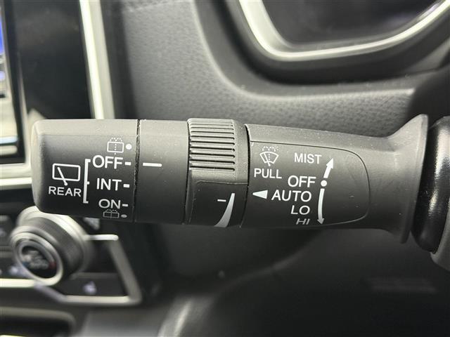ＣＲ－Ｖ ＥＸ　純正ナビ　ＥＴＣ　Ｂカメラ　シートヒーター（Ｄ＋Ｎ）　ハンドルヒーター　ＢＳＭ　電子パーキング　オートホールド　パドルシフト　衝突軽減ブレーキ　レーンキープアシスト　オートハイビーム　ＬＥＤライト（7枚目）