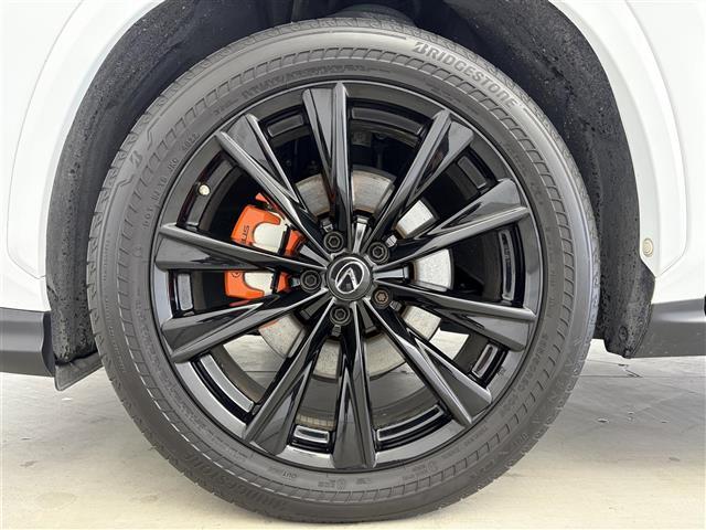 ＮＸ ＮＸ４５０ｈ＋　Ｆスポーツ　レクサスセーフティシステム　衝突軽減　レーンキープ　追従型クルコン　全方位カメラ　ＢＳＭ　前後ドライブレコーダー　パドルシフト　１４型純正ナビ　Ｃａｒｐｌａｙ　シート赤黒　カーテシランプ　ＥＴＣ２．０（40枚目）