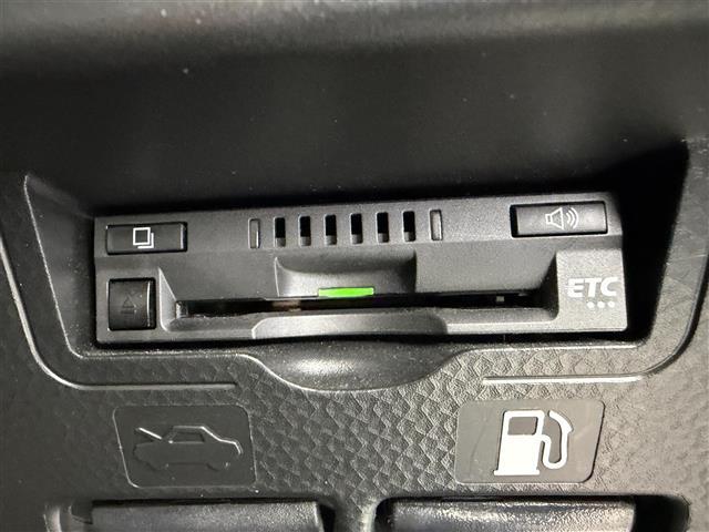 ルーミー カスタムＧ－Ｔ　衝突回避支援ブレーキ　誤発進抑制制御　追従型クルコン　レーンディパーチャー　標識認識機能　全方位カメラ　ＬＥＤ　両側パワスラ　９インチ純正ナビ　Ａｐｐｌｅｃａｒｐｌａｙ　シートヒーター　電子パーキング（16枚目）