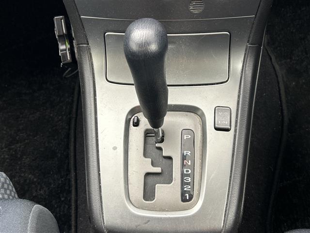 インプレッサスポーツワゴン 1.5iスペシャル 4WD 社外7インチナビ CD/DVDチェンジャー ワンセグTV ETC 社外スタッドレスタイヤ サマータイヤ付 社外フロアマット(10枚目)