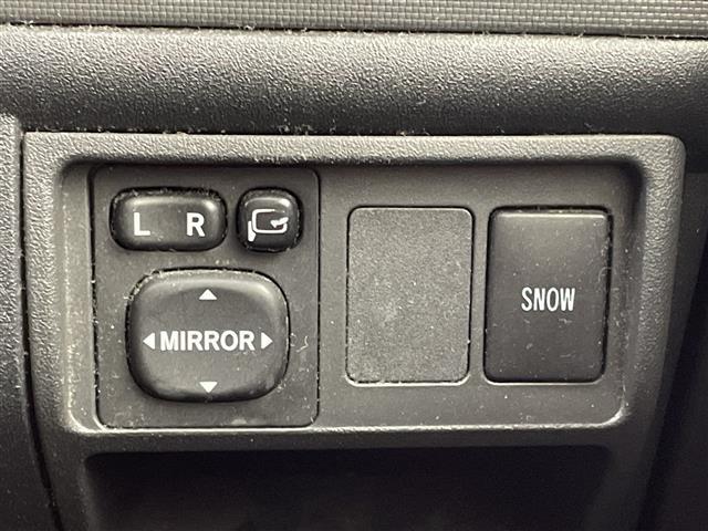 �K���X�R�[�e�B���O�A�i�r�Q�[�V�����A�d�s�b�ȂǁA���̑��̃p�[�c�̎��t�������ς���̂����k�������Ă���܂��I�I�N���}�̂��Ɖ��ł����C�����������I