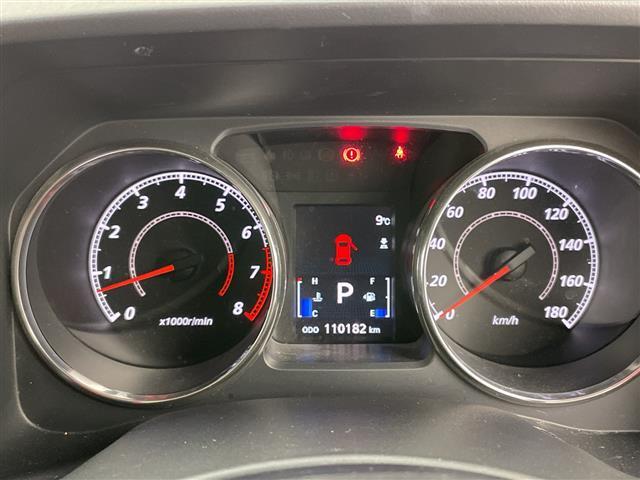 デリカＤ：５ Ｇ　パワーパッケージ　社外ナビ　両側パワースライドドア　クルーズコントロール　バックカメラ　フォグランプ　パドルシフト　ワンセグＴＶ　８人乗り　革巻きステアリング　ステアリングスイッチ　ホワイトレター　社外アルミ（20枚目）