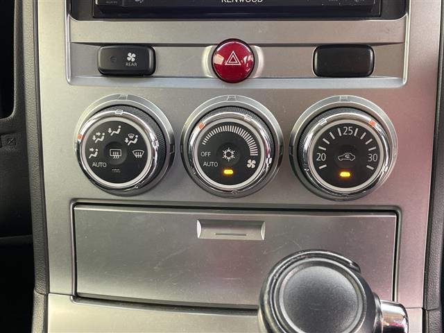 デリカＤ：５ Ｇ　パワーパッケージ　社外ナビ　両側パワースライドドア　クルーズコントロール　バックカメラ　フォグランプ　パドルシフト　ワンセグＴＶ　８人乗り　革巻きステアリング　ステアリングスイッチ　ホワイトレター　社外アルミ（27枚目）