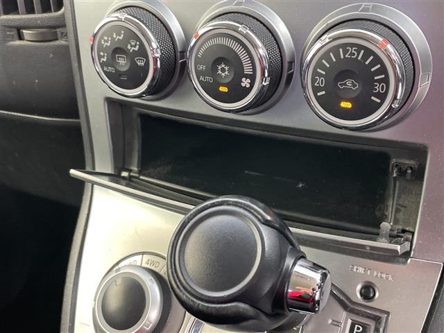 デリカＤ：５ Ｇ　パワーパッケージ　社外ナビ　両側パワースライドドア　クルーズコントロール　バックカメラ　フォグランプ　パドルシフト　ワンセグＴＶ　８人乗り　革巻きステアリング　ステアリングスイッチ　ホワイトレター　社外アルミ（28枚目）