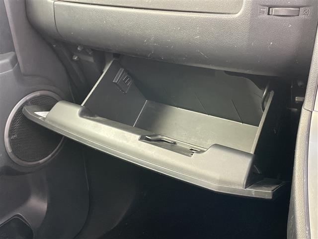 デリカＤ：５ Ｇ　パワーパッケージ　社外ナビ　両側パワースライドドア　クルーズコントロール　バックカメラ　フォグランプ　パドルシフト　ワンセグＴＶ　８人乗り　革巻きステアリング　ステアリングスイッチ　ホワイトレター　社外アルミ（31枚目）