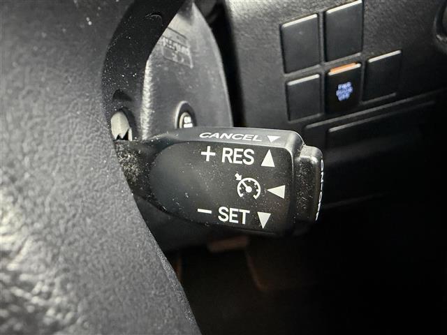 ���ŐV�i�r�i�t���Z�O�E�����Z�O�E�c�u�c�Đ��j�����ē��B�J���b�c�F���A�E�A���p�C���E�C�N���v�X�̃i�r���戵���Ă���o�b�N�J�����i�o�b�N���j�^�[�j��ȃ��j�^�[�i�t���b�v�_�E�����j�^�[�j�̎�t���\�ł��B