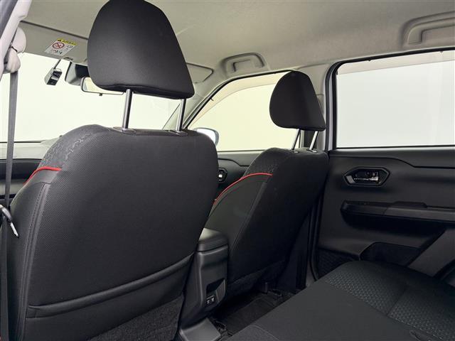 ���ŐV�i�r�i�t���Z�O�E�����Z�O�E�c�u�c�Đ��j�����ē��B�J���b�c�F���A�E�A���p�C���E�C�N���v�X�̃i�r���戵���Ă���o�b�N�J�����i�o�b�N���j�^�[�j��ȃ��j�^�[�i�t���b�v�_�E�����j�^�[�j�̎�t���\�ł��B