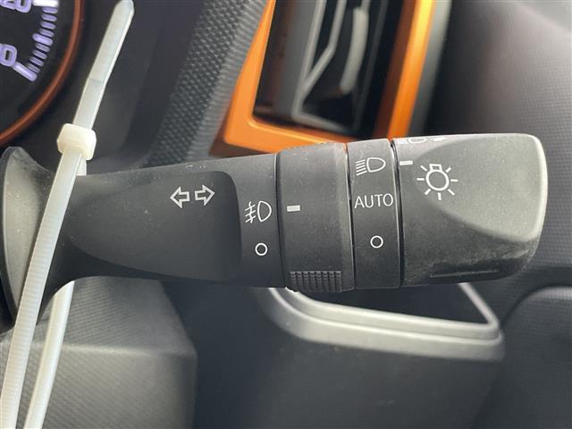 タフト Ｇターボ　スマートアシスト　サンルーフ　追従機能クルーズコントロール　純正ナビＣＤ／ＤＶＤ／Ｂｌｕｅｔｏｏｔｈ／フルセグ　全方位カメラ　ドライブレコーダ　ＥＴＣ　前席シートヒーター　純正１５インチアルミホイール（6枚目）