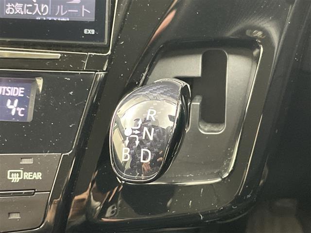 プリウスアルファ Sツーリングセレクション・G’s アルパイン製9インチナビ CD DVD Bluetooth フルセグTV バックカメラ ETC 前後ドライブレコーダー ハーフレザーシート 社外17インチアルミホイール HIDライト スマートキー(17枚目)