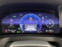 アルファードＰＨＥＶ エグゼクティブラウンジ　ムーンルーフ　ユニバーサルステップ　フリップダウンモニター　デジタルインナーミラー　純正１９インチアルミホイール　ドライブレコーダー　ＥＴＣ　ワイヤレス充電　トヨタチームメイト　アドバンスドパーク（4枚目）