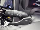 アルファードＰＨＥＶ エグゼクティブラウンジ　ムーンルーフ　ユニバーサルステップ　フリップダウンモニター　デジタルインナーミラー　純正１９インチアルミホイール　ドライブレコーダー　ＥＴＣ　ワイヤレス充電　トヨタチームメイト　アドバンスドパーク（8枚目）