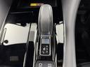 エグゼクティブラウンジ　ムーンルーフ　ユニバーサルステップ　フリップダウンモニター　デジタルインナーミラー　純正１９インチアルミホイール　ドライブレコーダー　ＥＴＣ　ワイヤレス充電　トヨタチームメイト　アドバンスドパーク（12枚目）