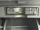 2.5S Cパッケージ ワンオーナー パノラマルーフ 純正ナビ フリップダウンモニター バックカメラ Bluetooth フルセグTV トヨタセーフティセンス 衝突被害軽減システム クルーズコントロール(13枚目)