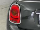 ジョンクーパーワークス　ワンオーナー　純正ナビ　ターボ車　ＥＴＣ　シートヒーター　クルーズコントロール　純正１８インチＡＷ　パドルシフト　ＨＵＤ　ステリモ　ＬＥＤライト　フロアマット　オートライト　スマートキー（35枚目）