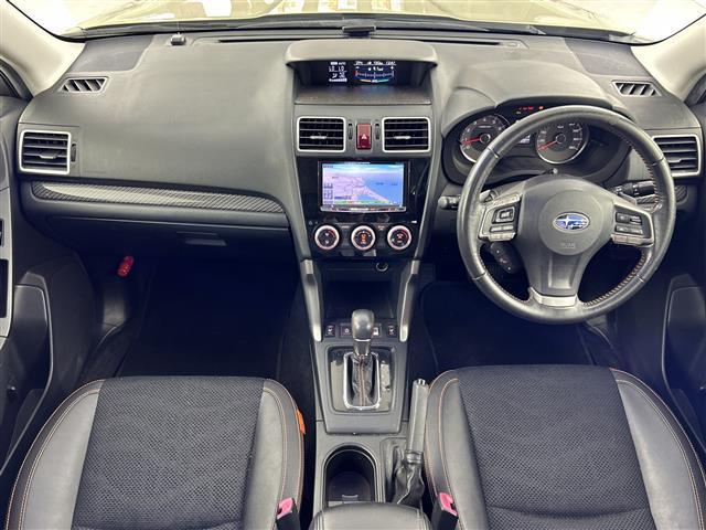 フォレスター Ｘ－ブレイク　禁煙車　７Ｖインチナビ　バックカメラ　ＥＴＣ　ダウンヒルアシスト　レーンキープアシスト　衝突軽減ブレーキ　レーダークルーズコントロール　パワーバックドア　ＡＣ１００Ｖ電源　ヒートシーター　パワーシート（2枚目）