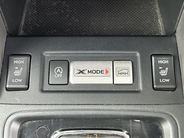 フォレスター Ｘ－ブレイク　禁煙車　７Ｖインチナビ　バックカメラ　ＥＴＣ　ダウンヒルアシスト　レーンキープアシスト　衝突軽減ブレーキ　レーダークルーズコントロール　パワーバックドア　ＡＣ１００Ｖ電源　ヒートシーター　パワーシート（11枚目）