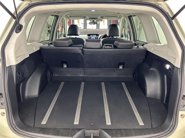 フォレスター Ｘ－ブレイク　禁煙車　７Ｖインチナビ　バックカメラ　ＥＴＣ　ダウンヒルアシスト　レーンキープアシスト　衝突軽減ブレーキ　レーダークルーズコントロール　パワーバックドア　ＡＣ１００Ｖ電源　ヒートシーター　パワーシート（28枚目）