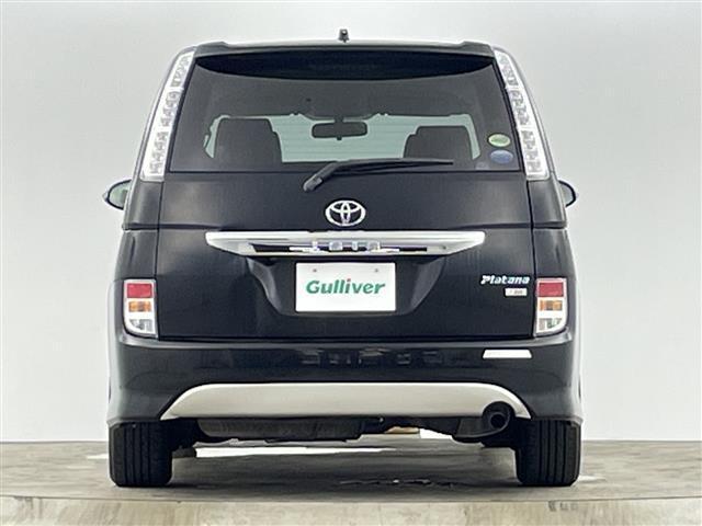 アイシス プラタナ　Ｖセレクション・ノアール　禁煙車　純正７型ナビ　両側パワースライドドア　ステアリングスイッチ　プッシュスタート　スマートキー　オートエアコン　純正フロアマット　ＥＴＣ　純正１６インチアルミホイール　オートライト　横滑り防止装置（33枚目）