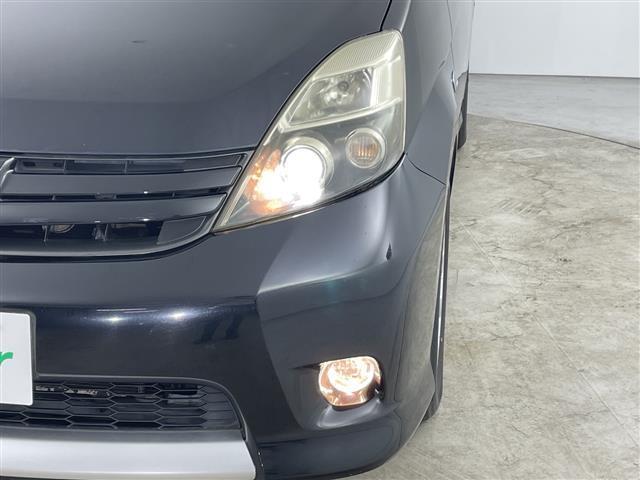 アイシス プラタナ　Ｖセレクション・ノアール　禁煙車　純正７型ナビ　両側パワースライドドア　ステアリングスイッチ　プッシュスタート　スマートキー　オートエアコン　純正フロアマット　ＥＴＣ　純正１６インチアルミホイール　オートライト　横滑り防止装置（37枚目）