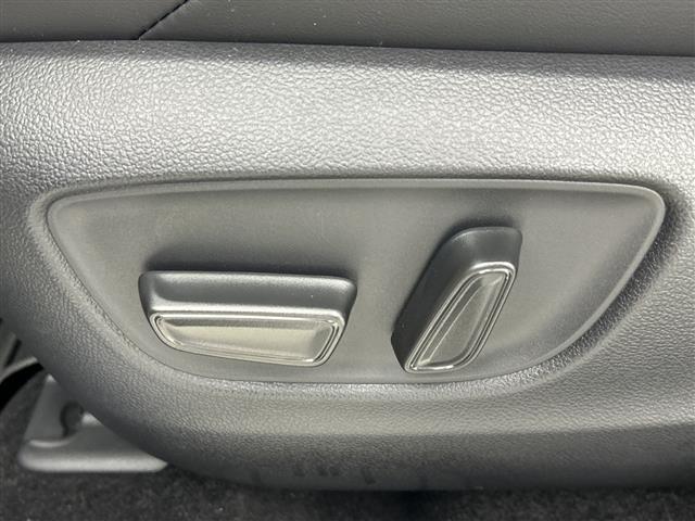 ハリアーハイブリッド Z レザーパッケージ 禁煙車 純正12.3インチナビ JBLサウンド ETC2.0 モデリスタエアロ サンルーフ ヘッドアップディスプレイ シートヒーター シートベンチレーション ブラインドスポットモニター 全方位カメラ(14枚目)