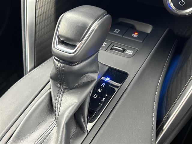 ハリアーハイブリッド Z レザーパッケージ 禁煙車 純正12.3インチナビ JBLサウンド ETC2.0 モデリスタエアロ サンルーフ ヘッドアップディスプレイ シートヒーター シートベンチレーション ブラインドスポットモニター 全方位カメラ(17枚目)